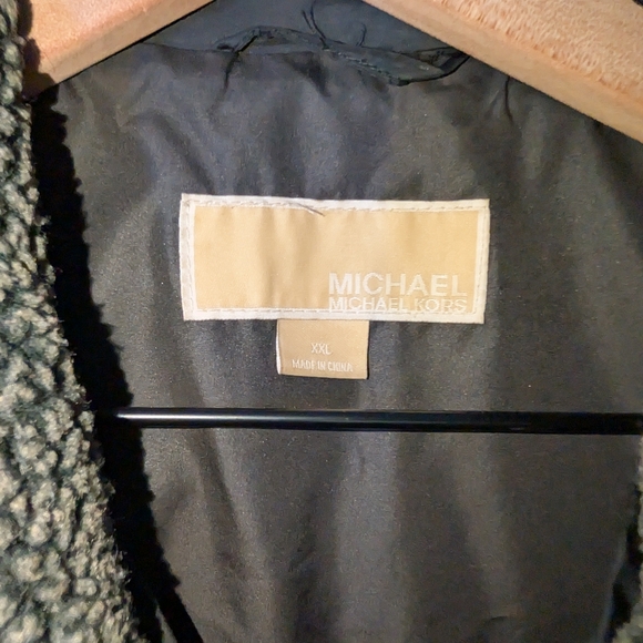 Michael Kors Dark Gray Quilted Jacket with Shearling Collar - Picture 7 of 8